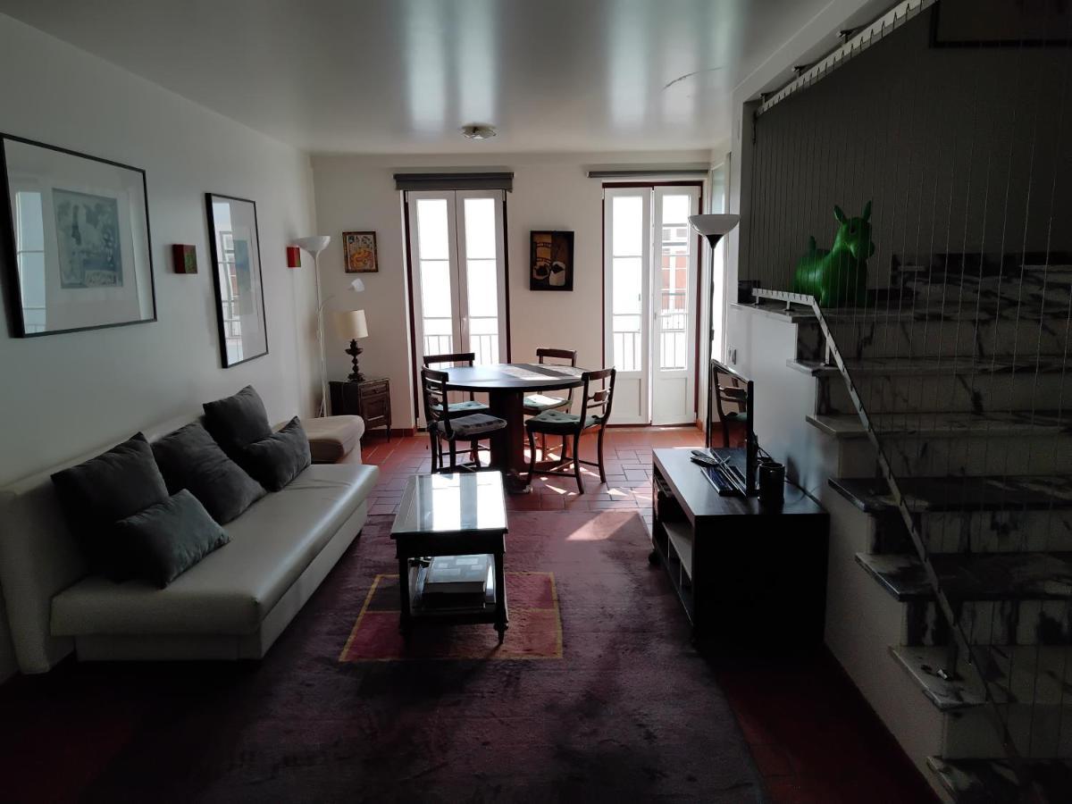 Great Duplex In Historical Center Lägenhet Lisboa Exteriör bild
